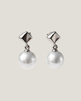 Organic Form Pearl Earrings
