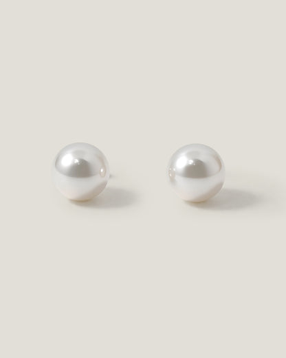 Essential Pearl Stud Earrings