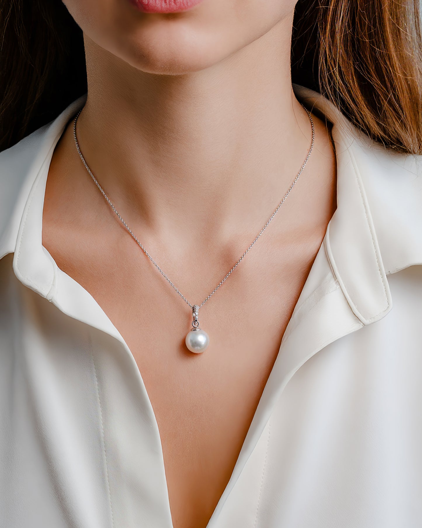 Linea Pearl Diamond Pendant