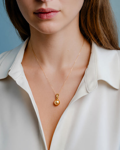 Signature Pearl Pendant