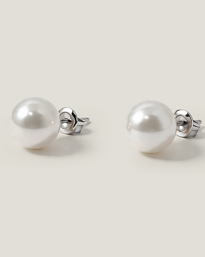 Essential Pearl Stud Earrings