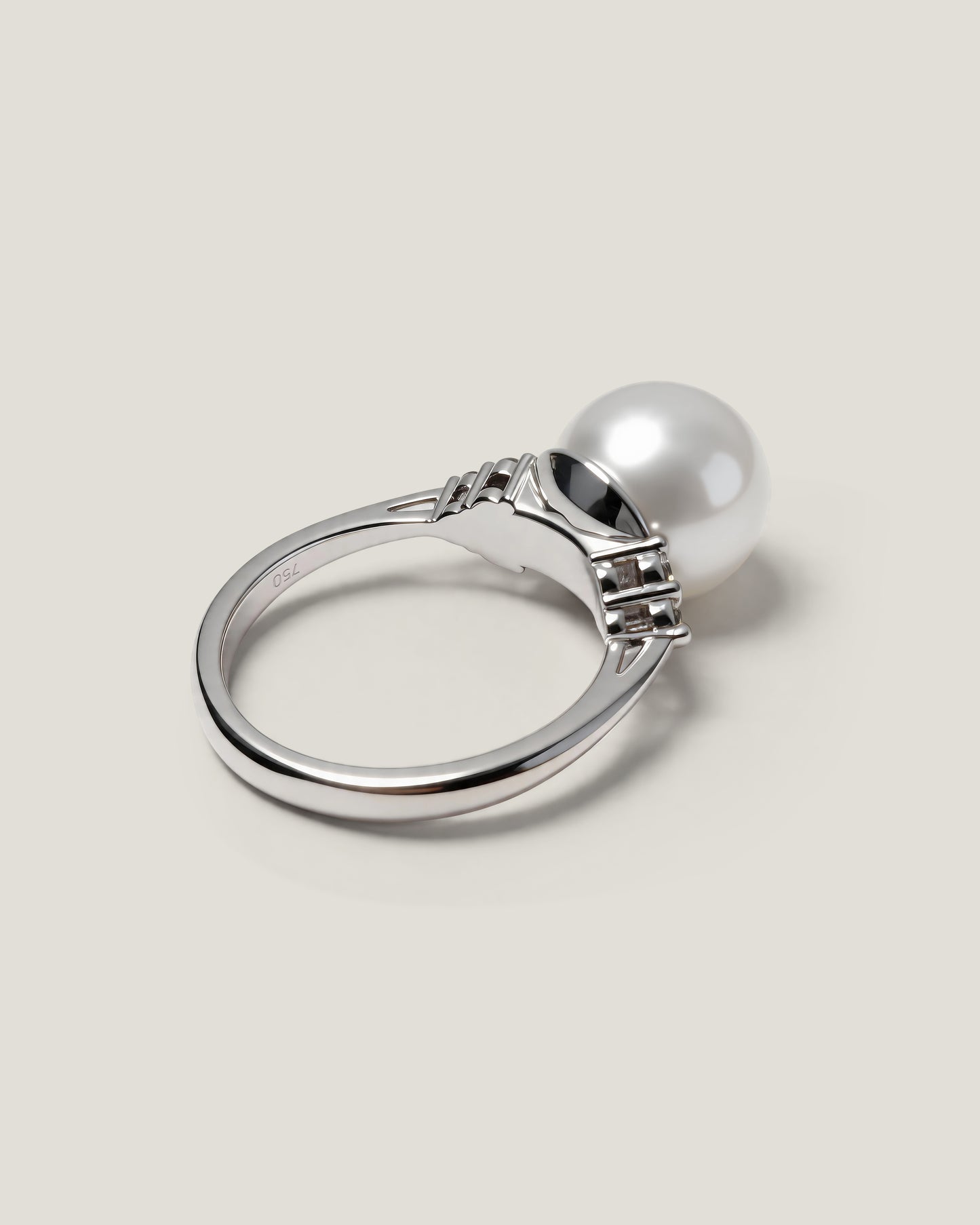 Due Stelle Pearl & Diamond Ring